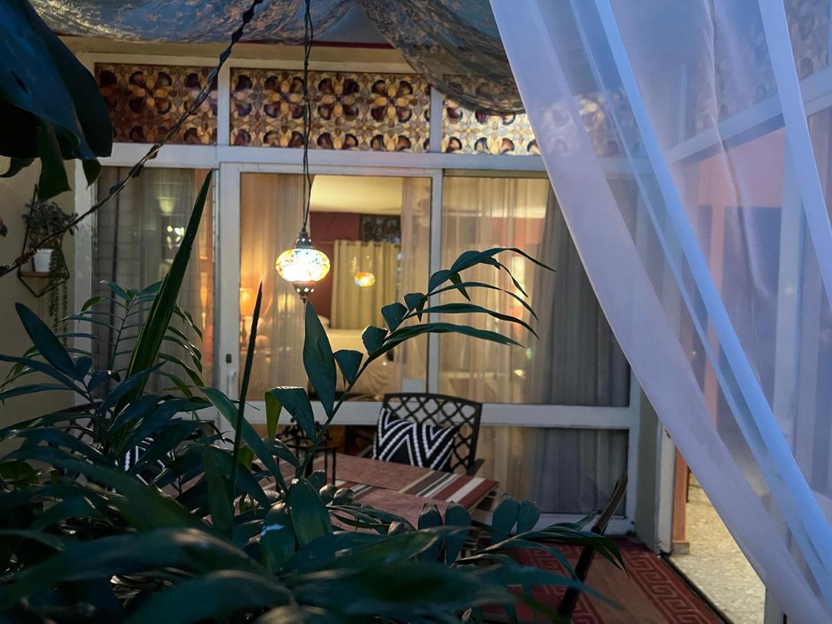 Dickinson Guest House, Guadalajara Expo Exterior photo