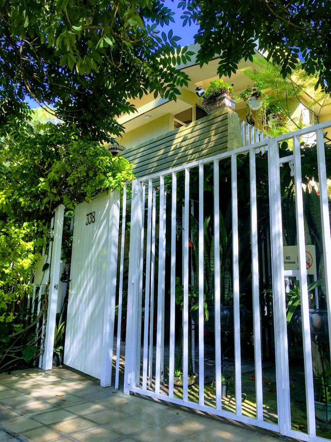 Dickinson Guest House, Guadalajara Expo Exterior photo